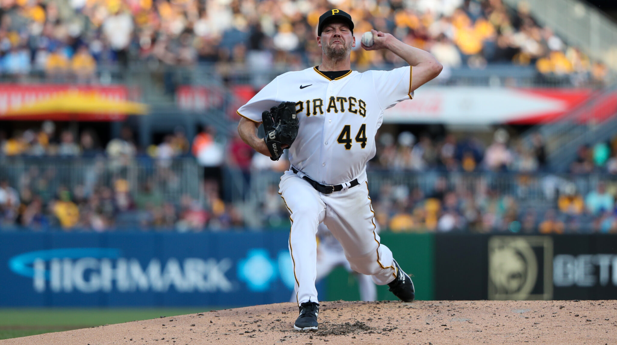 Pirates Trade Rich Hill and Ji-Man Choi to the Padres - Pirates